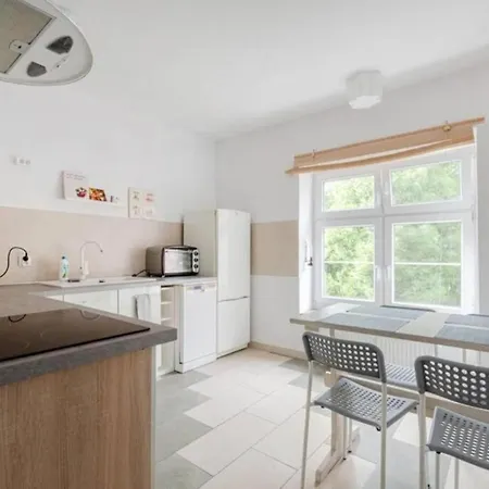 Golden Kotwicznikow Apartman